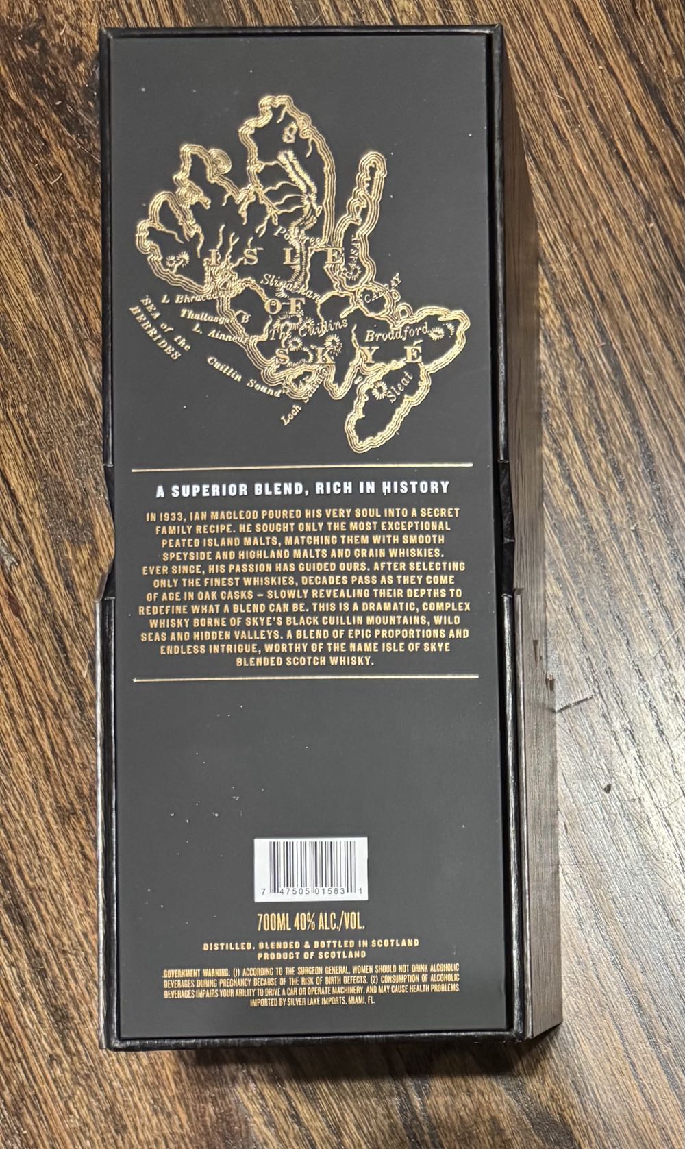 Isle of Skye 21 Years Old - Ian MacLeod Distillers Ltd (700 mL) alcohol collectible - Main Image 2