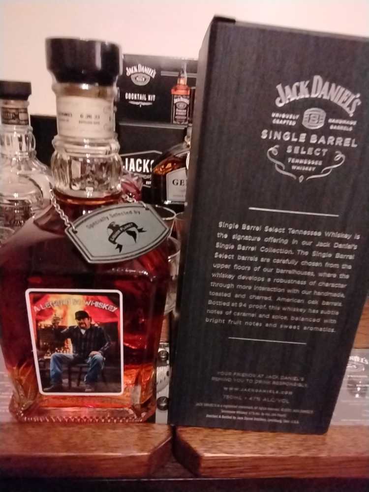 Liquuor Planet A Legnd in Whiskey Single Barrel 6-26-23 - Jack Daniel Distillery (750 mL) alcohol collectible - Main Image 4