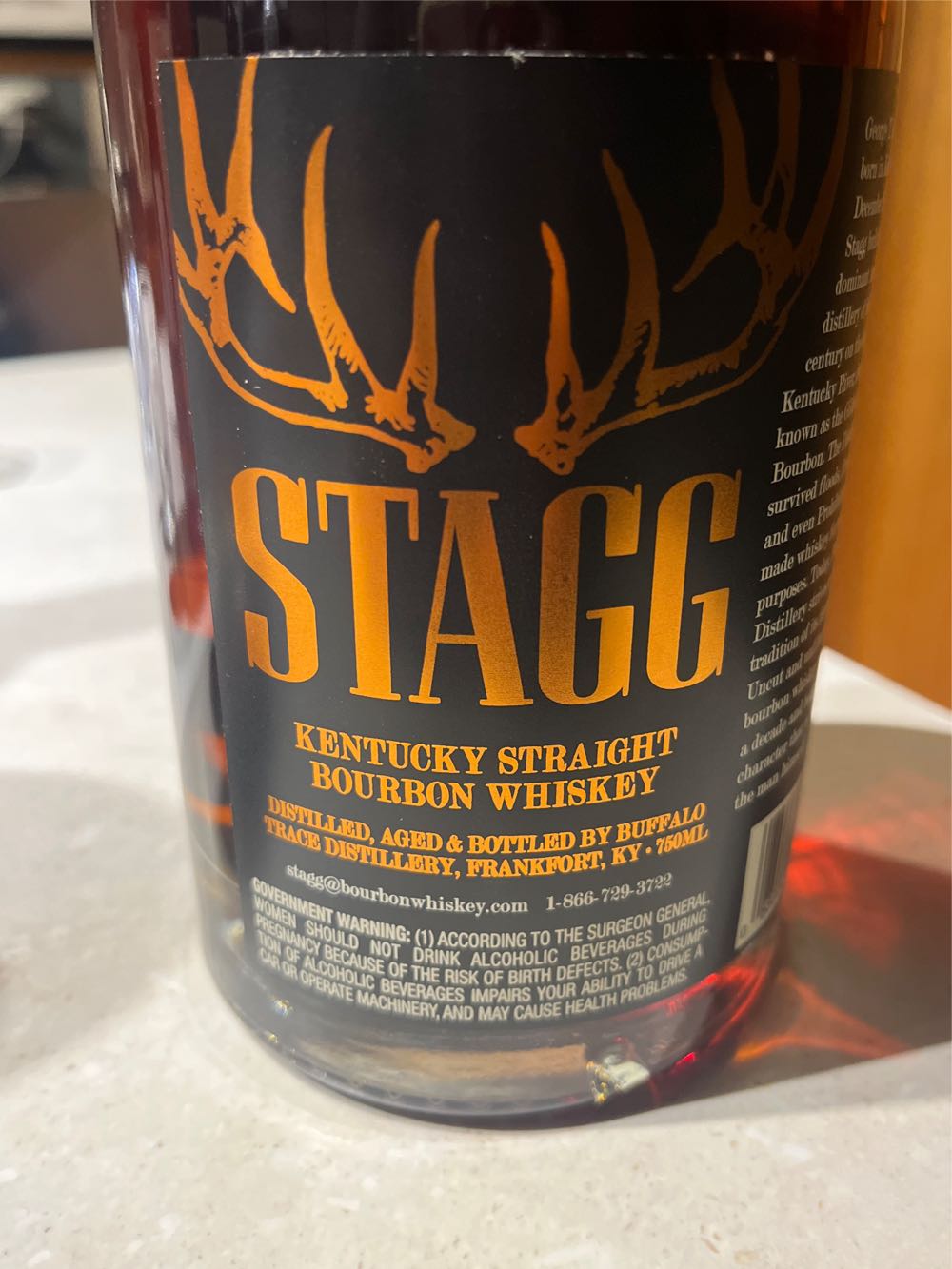 Stagg 22A - Buffalo Trace (700 mL) alcohol collectible [Barcode 088004018580] - Main Image 2