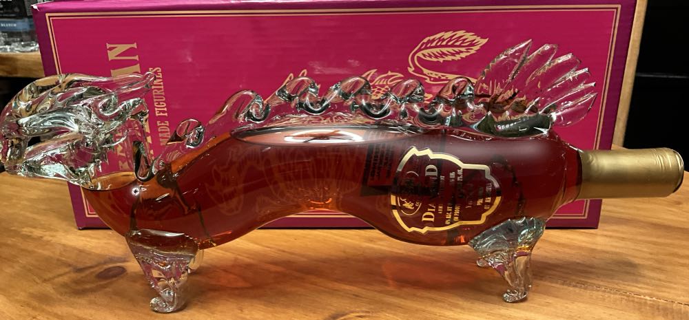 Diamond Armenian Brandy In Glass Dragon - Proshyan Brandy Factory (375 mL) alcohol collectible [Barcode 4850025639190] - Main Image 2