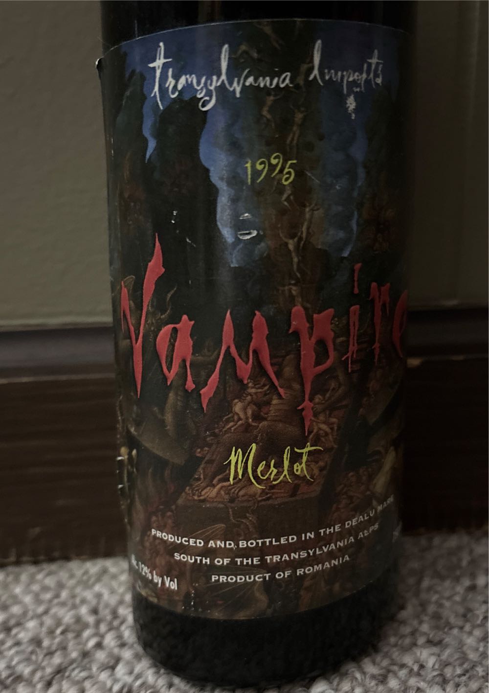 Vampire Merlot - Tri-Vin Imports (750 mL) alcohol collectible [Barcode 745728777031] - Main Image 2