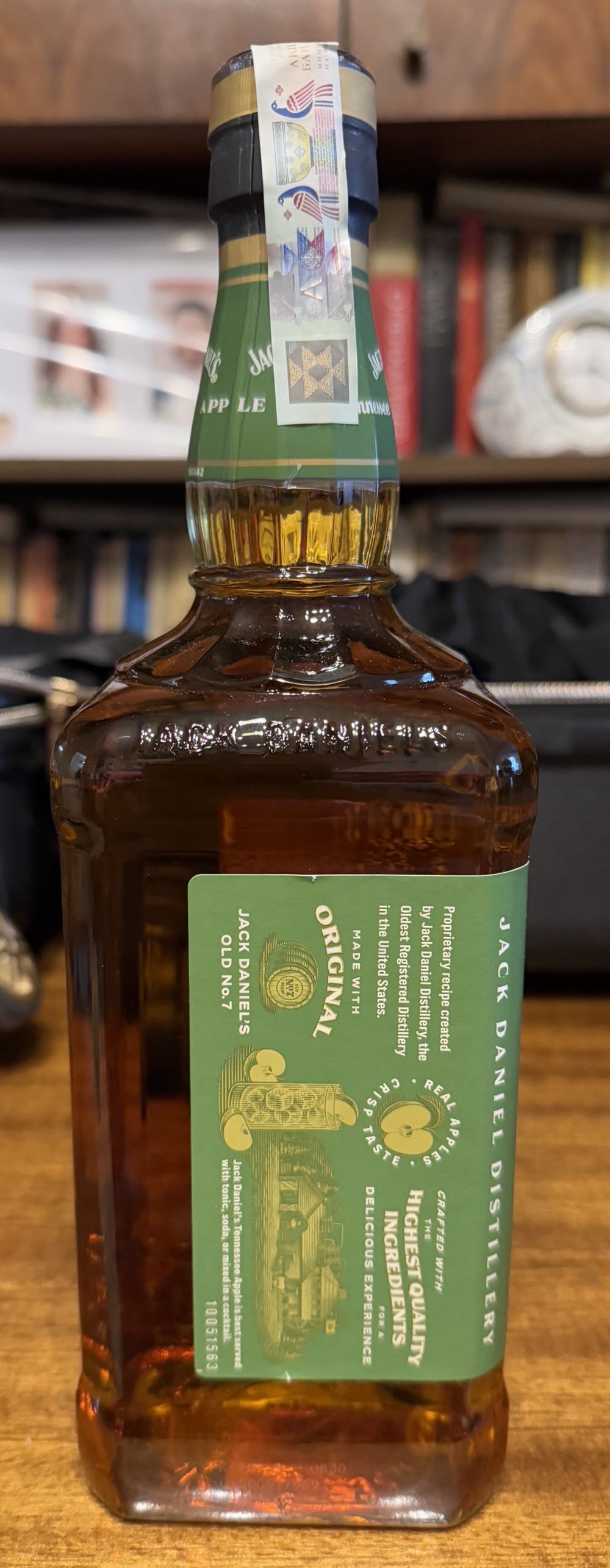 Green Apple BG 1l 2025 - Jack Daniel’s Distillery, Lynchburg, TN (1 L) alcohol collectible - Main Image 2