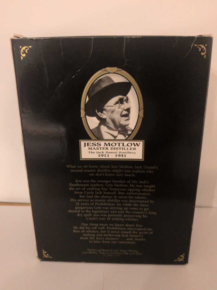 Master Distller Set  alcohol collectible - Main Image 2