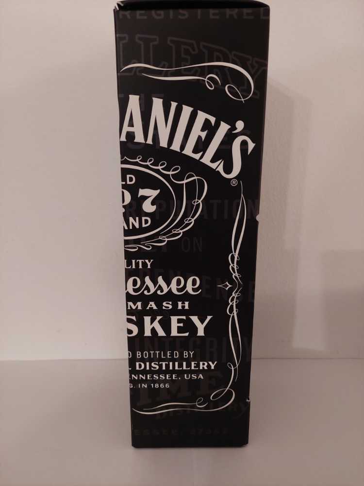 Black Label Set mit Glas  (1000 mL) alcohol collectible - Main Image 4