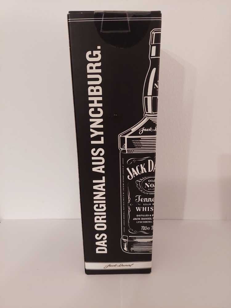 Black Label Set mit Glas  (700 mL) alcohol collectible - Main Image 3