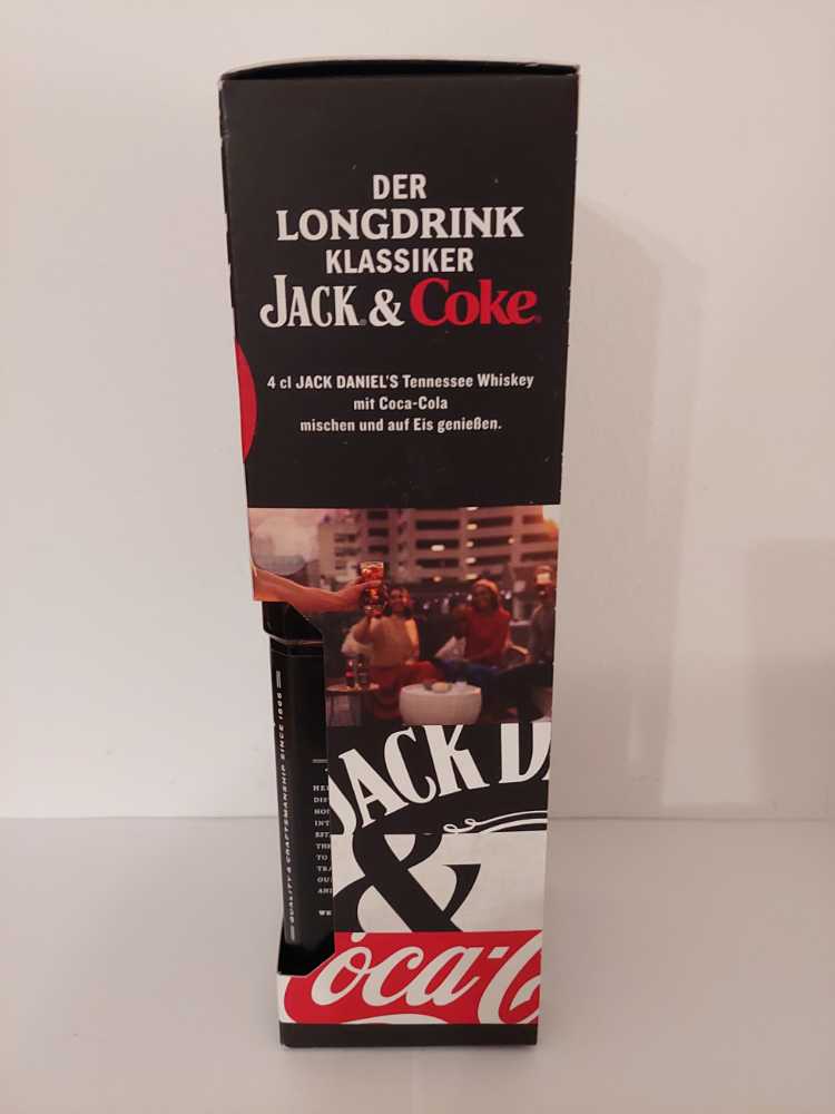 Black Label Set mit Becher  (700 mL) alcohol collectible - Main Image 2