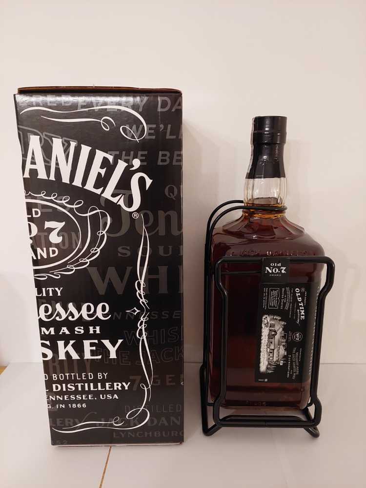 Black Label  (3000 mL) alcohol collectible - Main Image 4