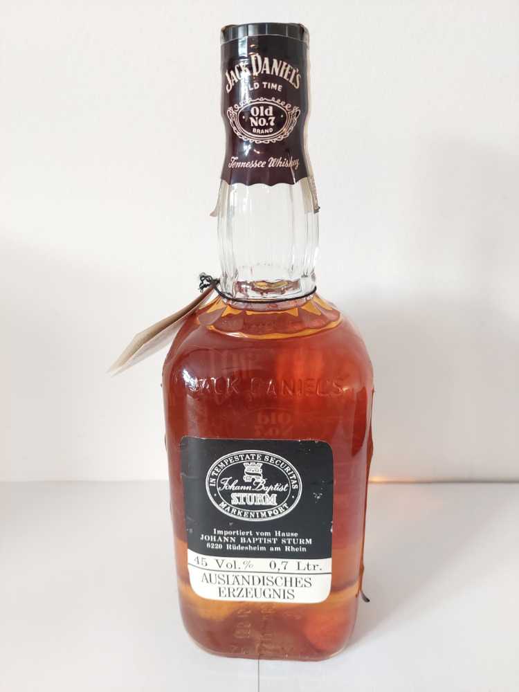 Black Label  (700 mL) alcohol collectible - Main Image 3