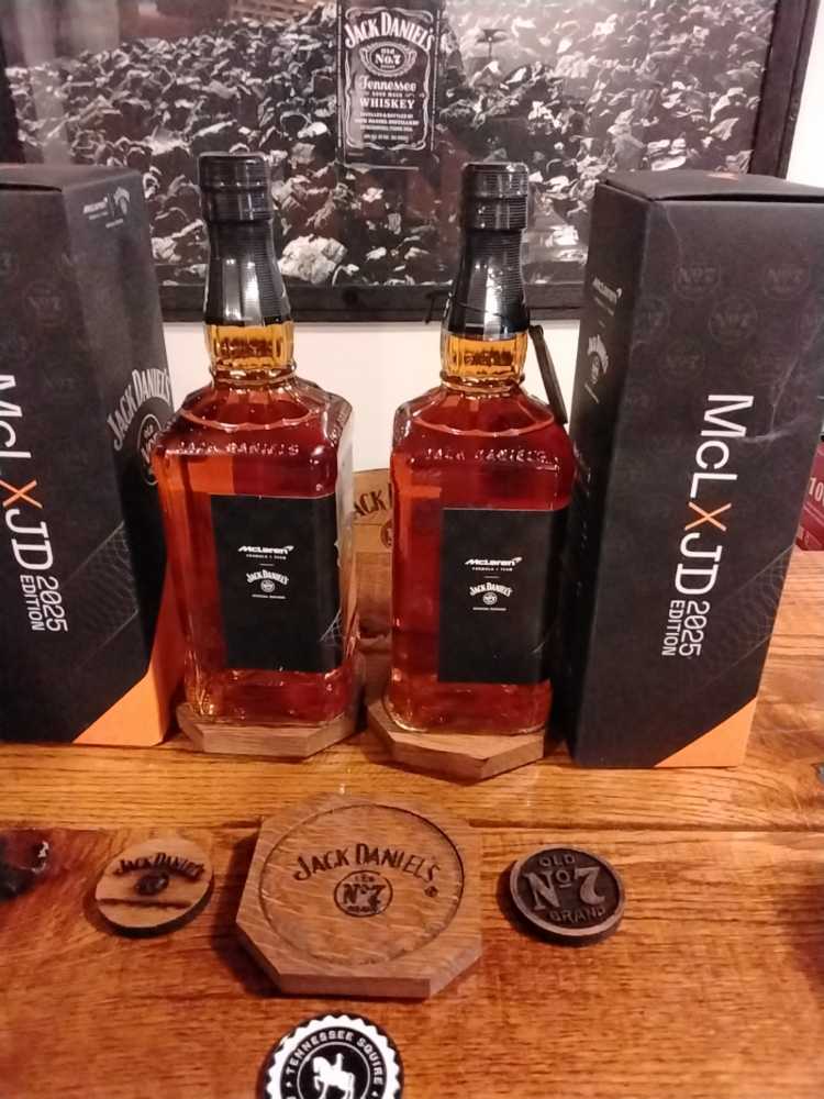 McLaren X Jack 2025   (1 L) alcohol collectible - Main Image 4