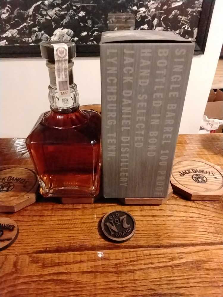 Travelers Exclusive Silver Select 7-26-18 - Jack Daniel Distillery (70 L) alcohol collectible - Main Image 2