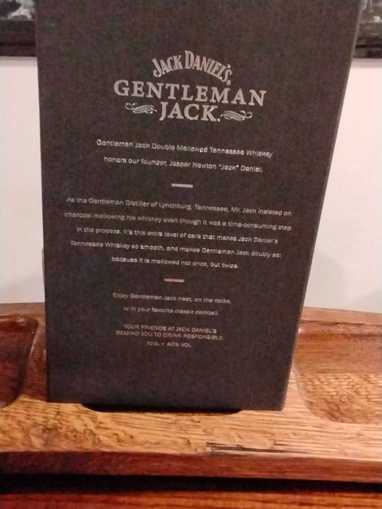 Gentleman Jack Tuxcdo Box Internatioal Pack 70 CL - Jack Daniel Distillery (70 mL) alcohol collectible - Main Image 2