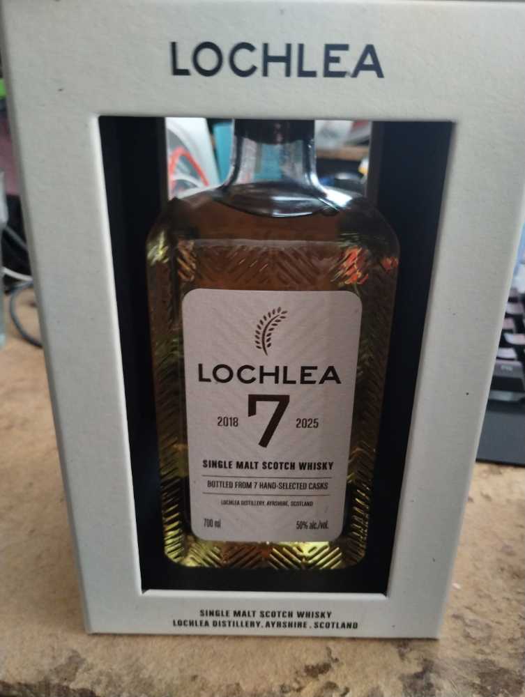 Lochlea 7yo - Lochlea Distillery (700 mL) alcohol collectible [Barcode 5065008253754] - Main Image 2