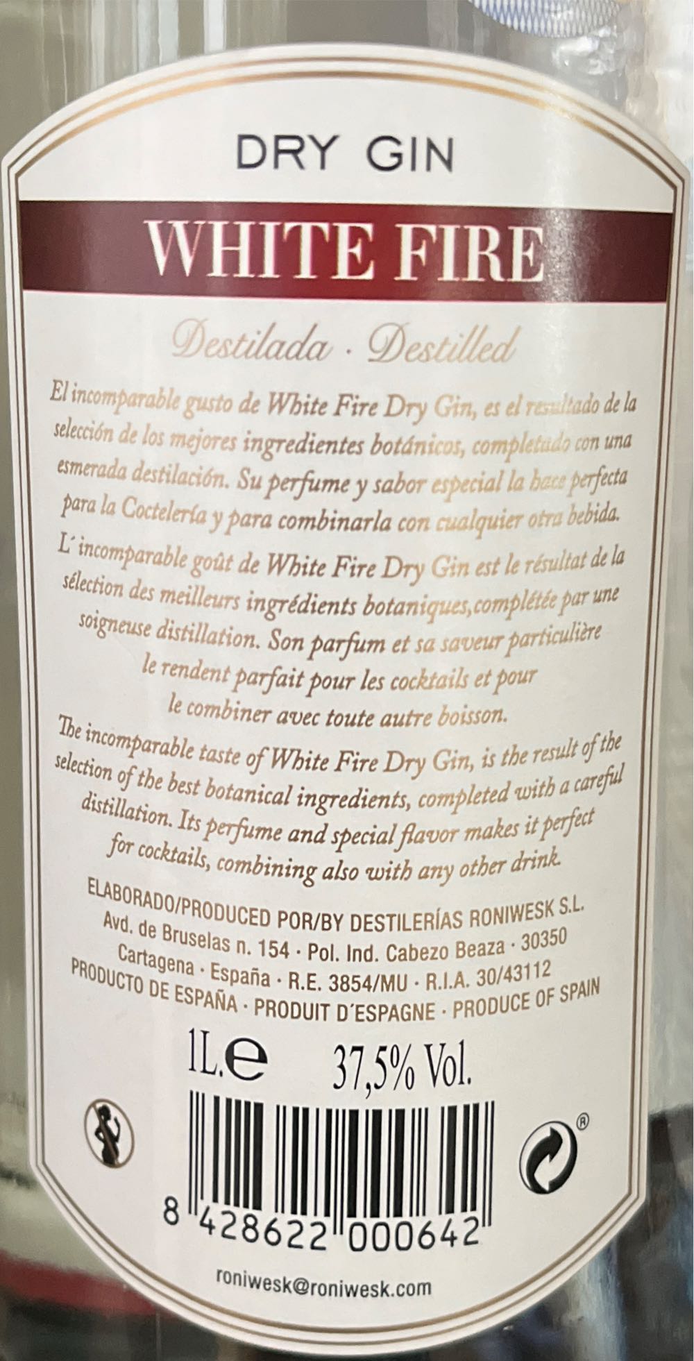 White Fire - Roniwesk (1 L) alcohol collectible [Barcode 8428622000642] - Main Image 2