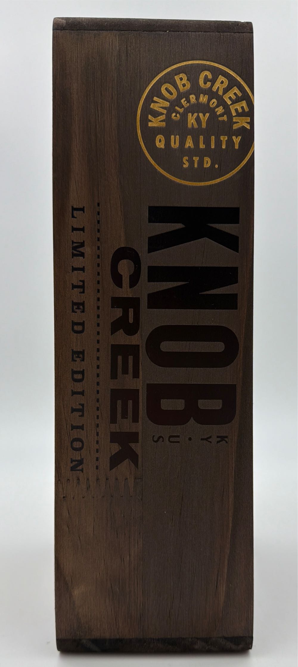 Knob Creek 30th Anniversary 18 Year Old  - James B. Beam Distilling Co. (Jim Beam), Clermont, Kentucky (750 mL) alcohol collectible - Main Image 2