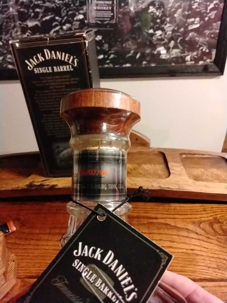 Single Barrel Select 06-07-06 - Jack Daniel Distillery (750 mL) alcohol collectible - Main Image 4