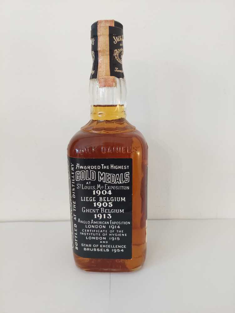 Black Label  (700 mL) alcohol collectible - Main Image 2