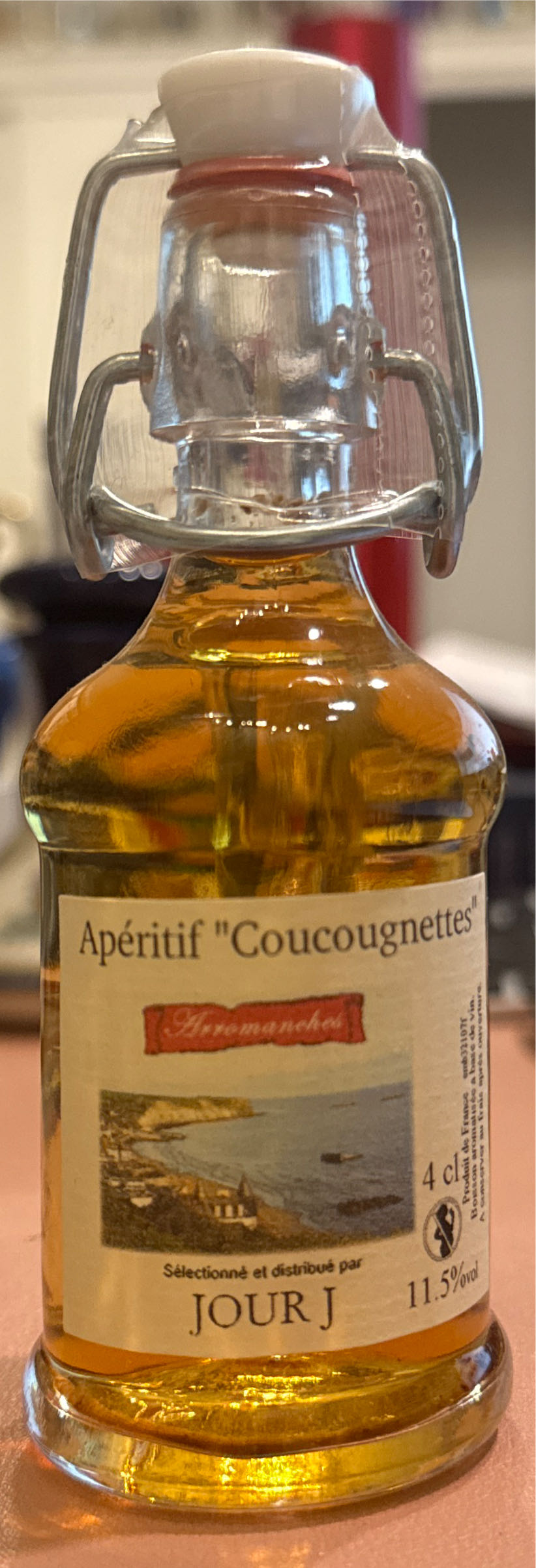 Assorted brandy miniature bottles (Coronet VSQ, J. Bavet, Almaden, Barclay’s, Wildick)