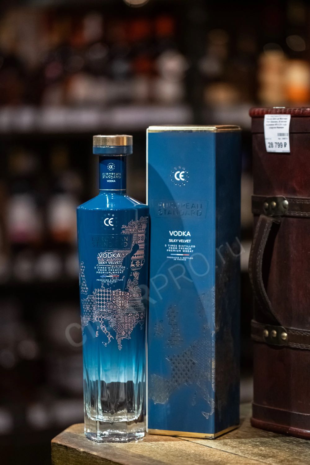 European Standard Vodka - European Standard (700 mL) alcohol collectible [Barcode 792649581643] - Main Image 2