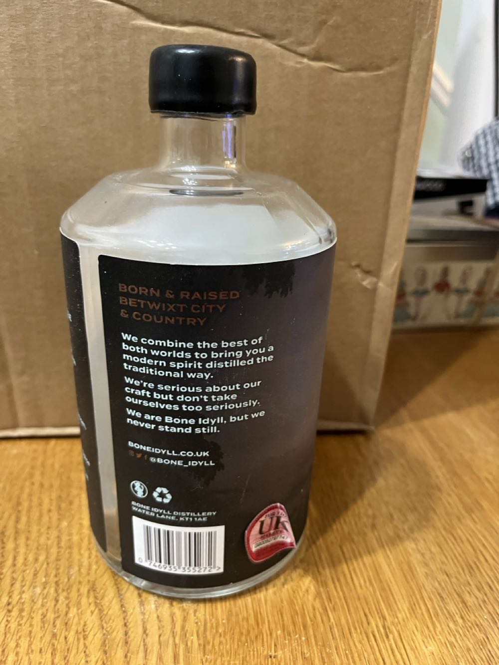 Bone Idyll London Dry Gin - Bone Idyll (700 mL) alcohol collectible [Barcode 746935355272] - Main Image 2