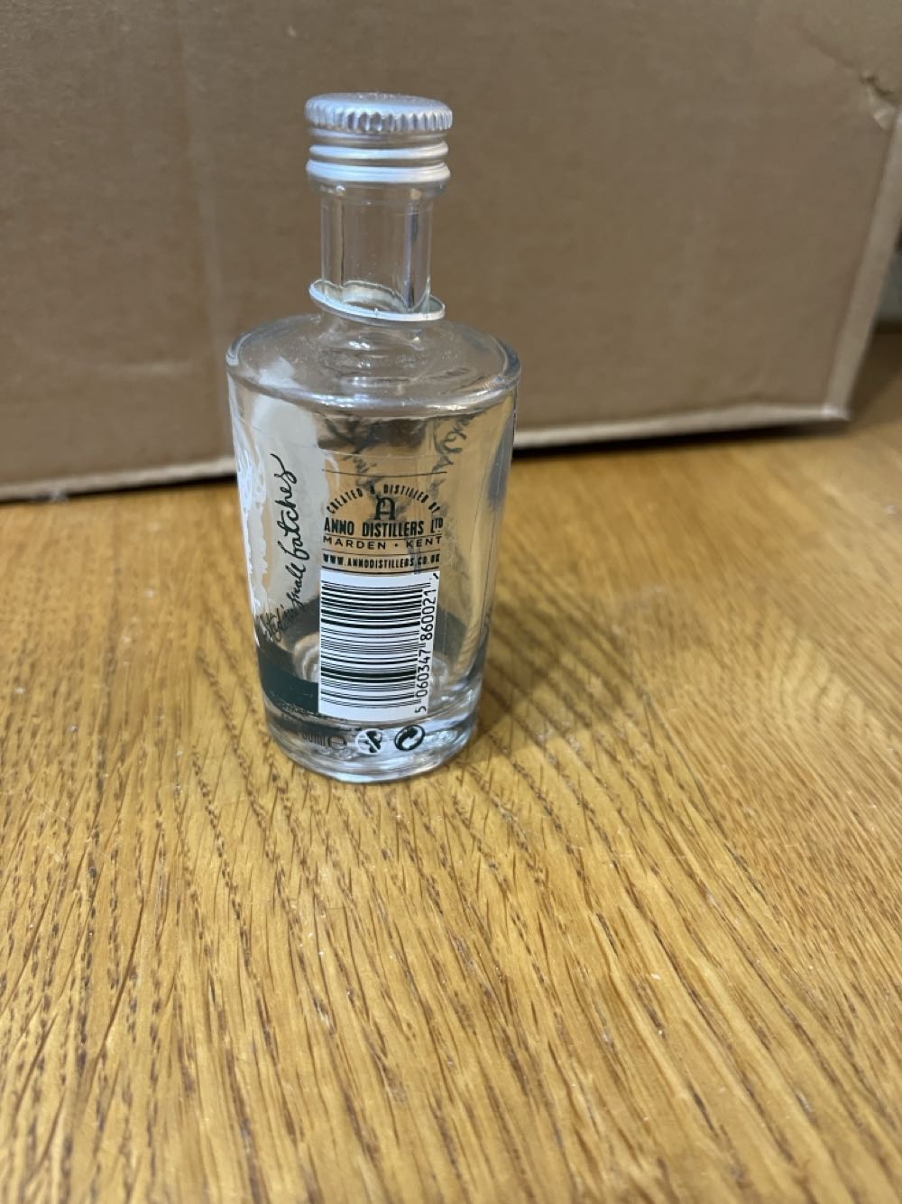 Anno Kent Dry Gin - Anno Distillery (50 mL) alcohol collectible [Barcode 5060347860021] - Main Image 2