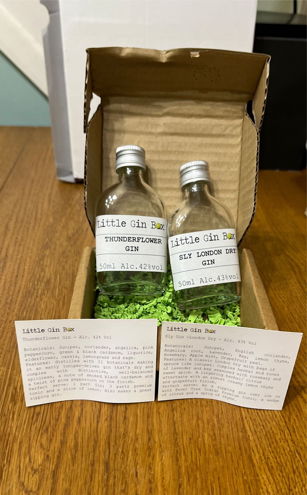 Little Gin Box  alcohol collectible [Barcode 5052598087111] - Main Image 3