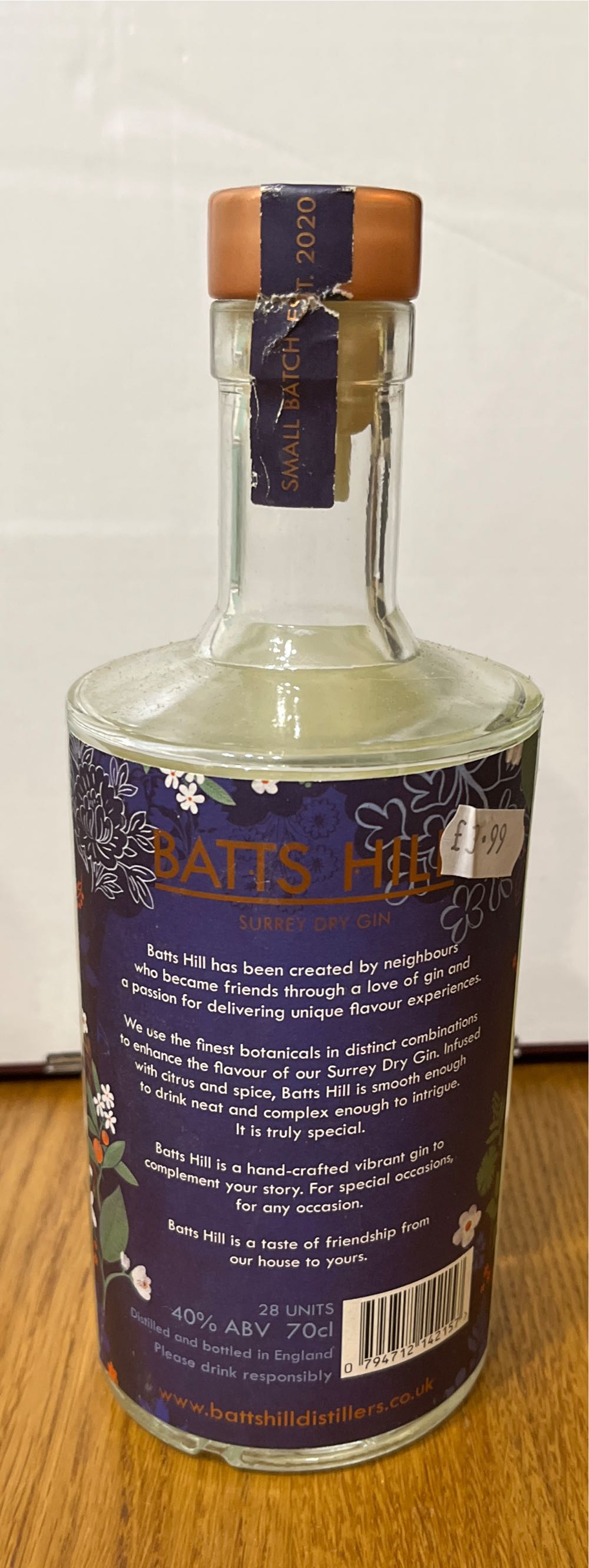 Batts Hill Surrey Dry Gin - Batts Hill Distillery (700 mL) alcohol collectible [Barcode 794712142157] - Main Image 4