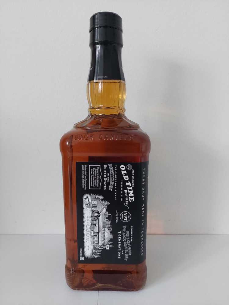 Black Label  (750 mL) alcohol collectible - Main Image 4