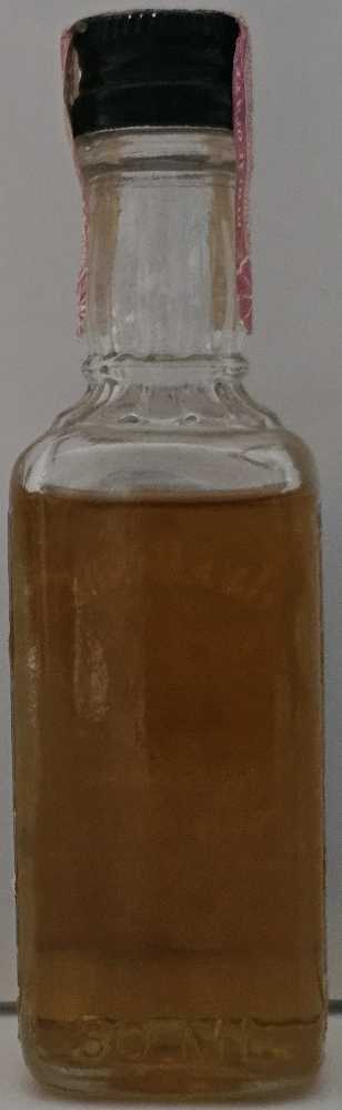 Jack Daniel’s 1979 - Jack Daniel Distillery (50 mL) alcohol collectible - Main Image 3