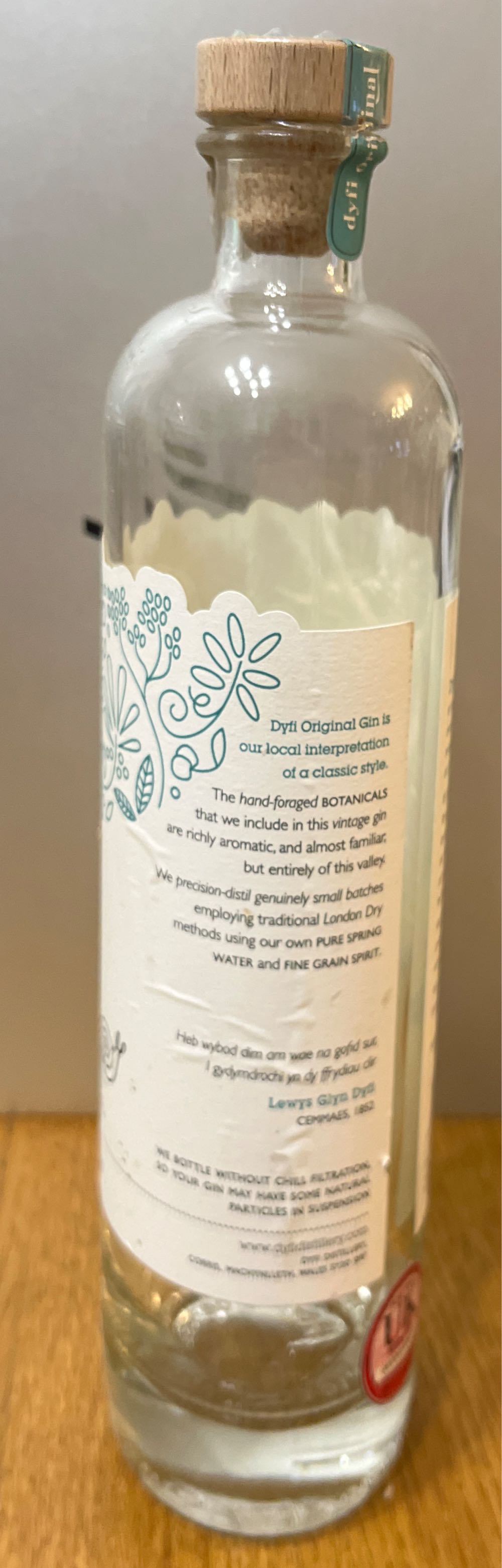 Dyfi Original Gin - Dyfi Distillery (500 mL) alcohol collectible [Barcode 5060477610022] - Main Image 3