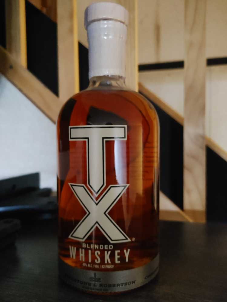 TAUNUS red wood forest WHISKY