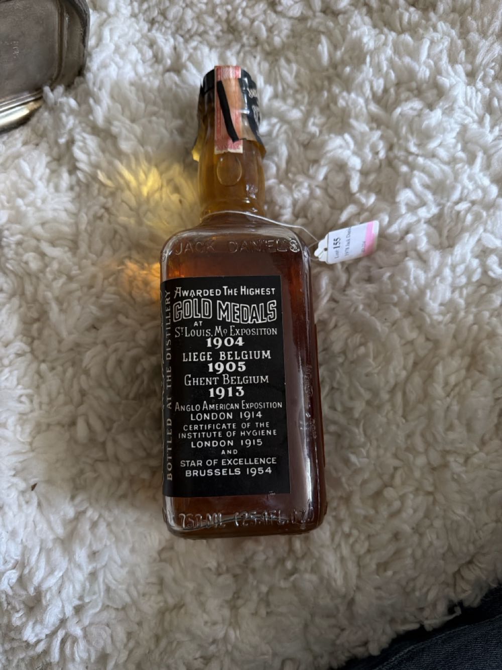 Jack Daniel’s Old No. 7 Tennessee Sour Mash Whiskey (90 Proof) - Jack Daniel Distillery (Jack Daniel Distillery, Lem Motlow, Prop., Inc.), Lynchburg, Tennessee (750 ml (25.4 fl oz)) alcohol collectible [Barcode 082184090466] - Main Image 2