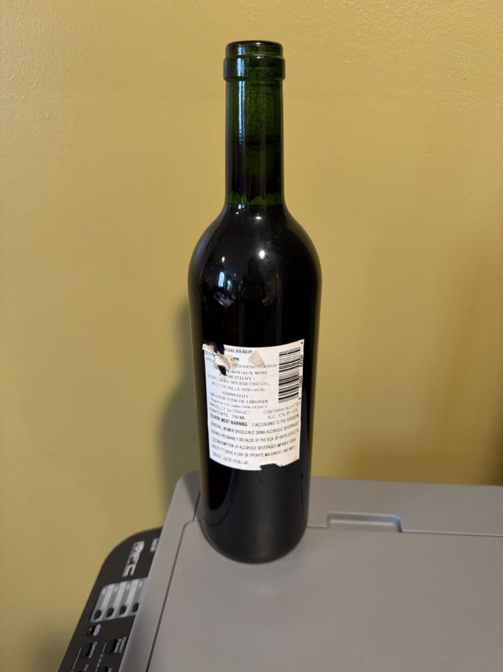 Château Jourdan Premières Côtes de Bordeaux - Château Jourdan (750 ml) alcohol collectible - Main Image 2