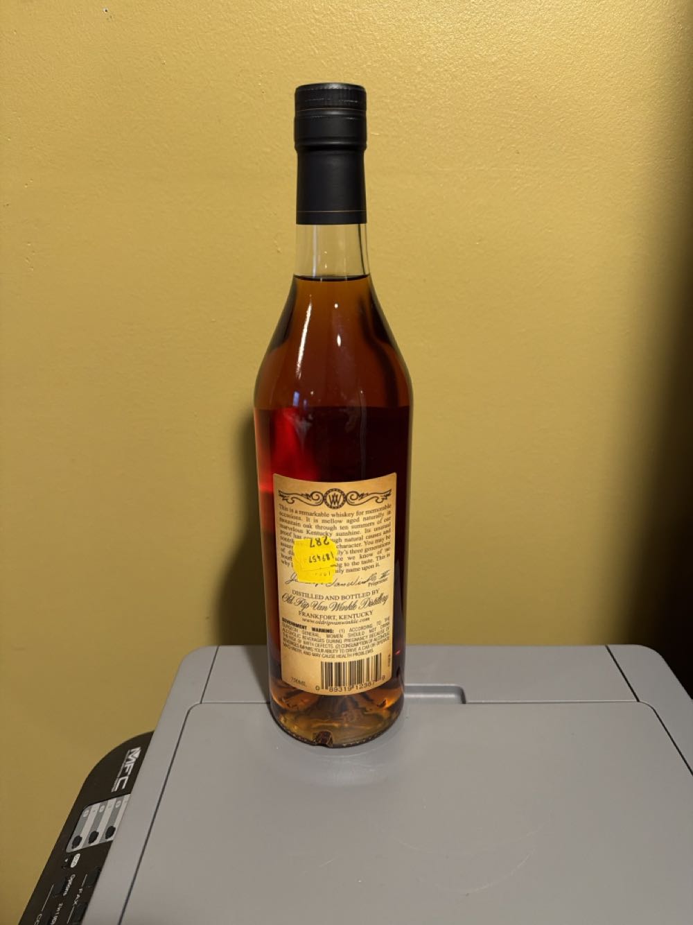 Old Rip Van Winkle Handmade Bourbon Aged 10 Years (107 Proof) - Old Rip Van Winkle Distillery (distilled and bottled in Frankfort, Kentucky; Buffalo Trace/Sazerac connection) (750 mL) alcohol collectible [Barcode 0893191236719] - Main Image 2