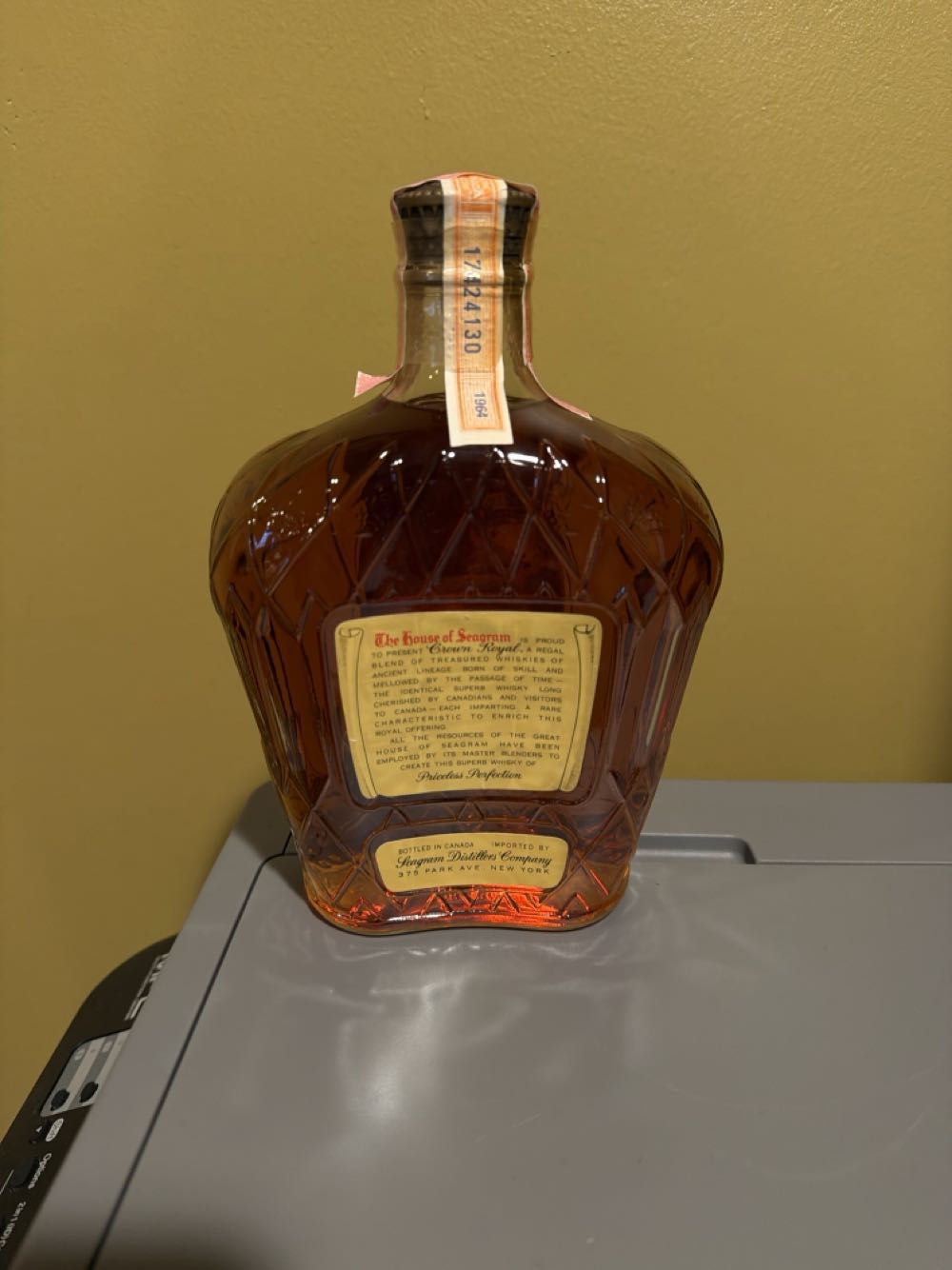 Crown Royal - Seagram Distillers Company (House of Seagram / Joseph E. Seagram & Sons Ltd.) (Fifth (4/5 quart)) alcohol collectible [Barcode 74124130] - Main Image 2