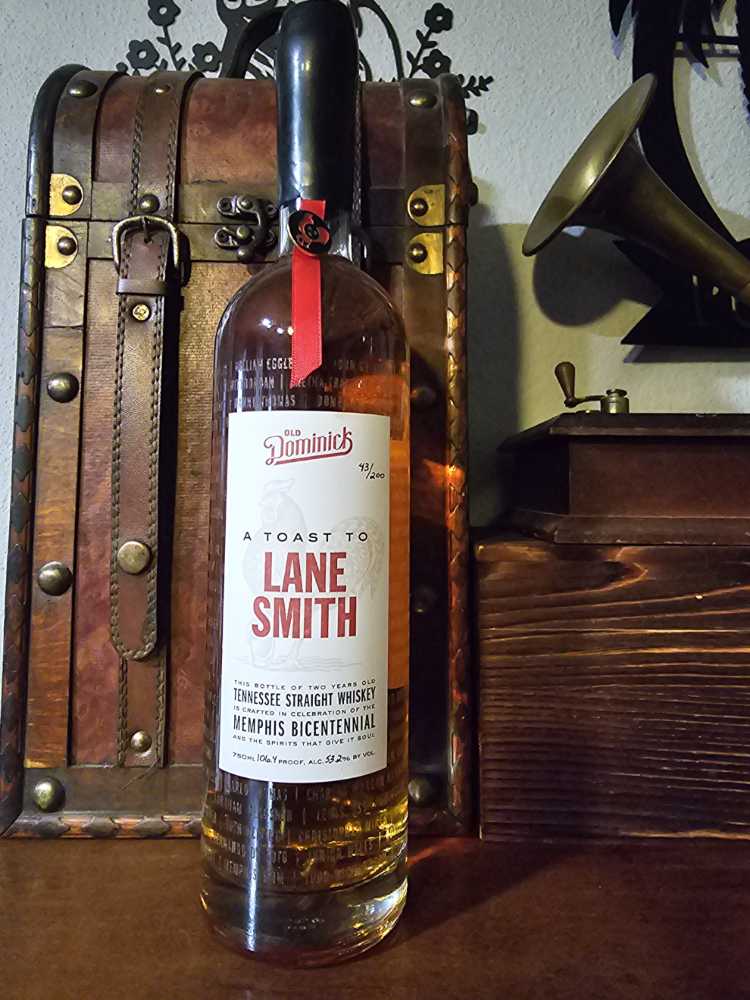 Roscato Peach Semi Sweet 750ml Nv 750 Ml.