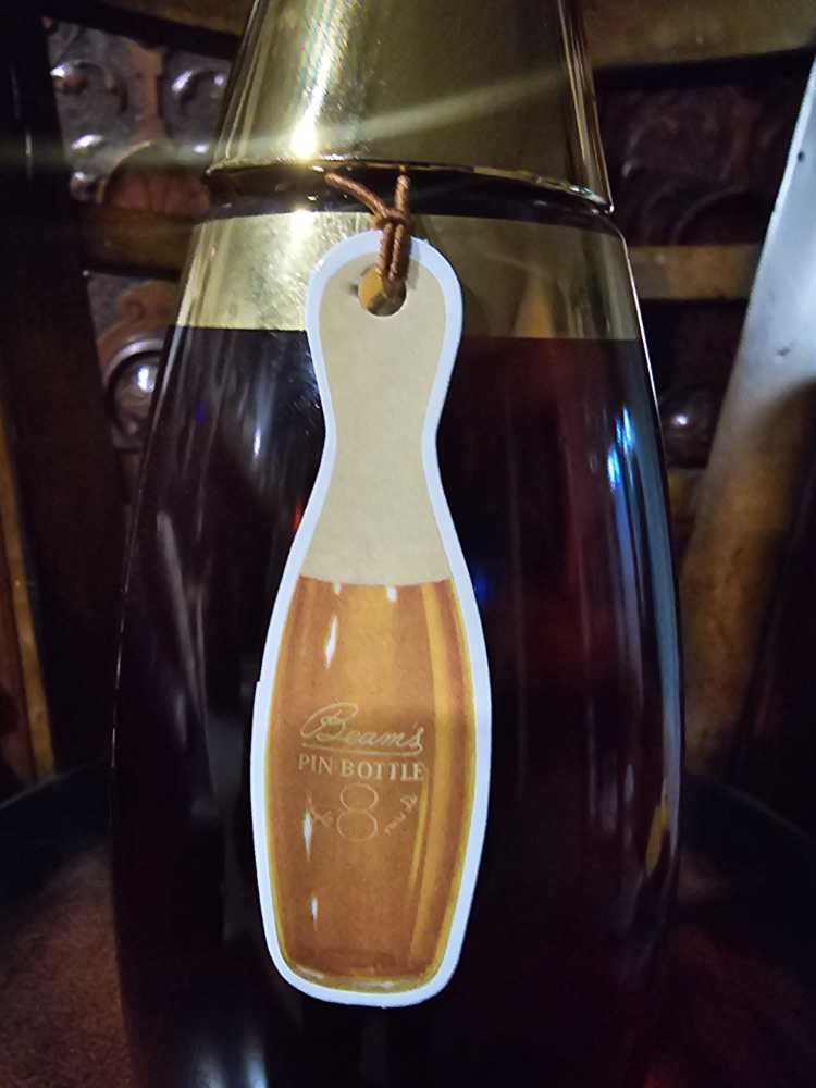 Beam’s Pin-Bottle 8yr KY Straight Bourbon  - Jim Beam Bourbon Company (750 mL) alcohol collectible - Main Image 3