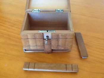 Japanese Puzzle Box Hidden Key - Unknown art collectible - Main Image 2