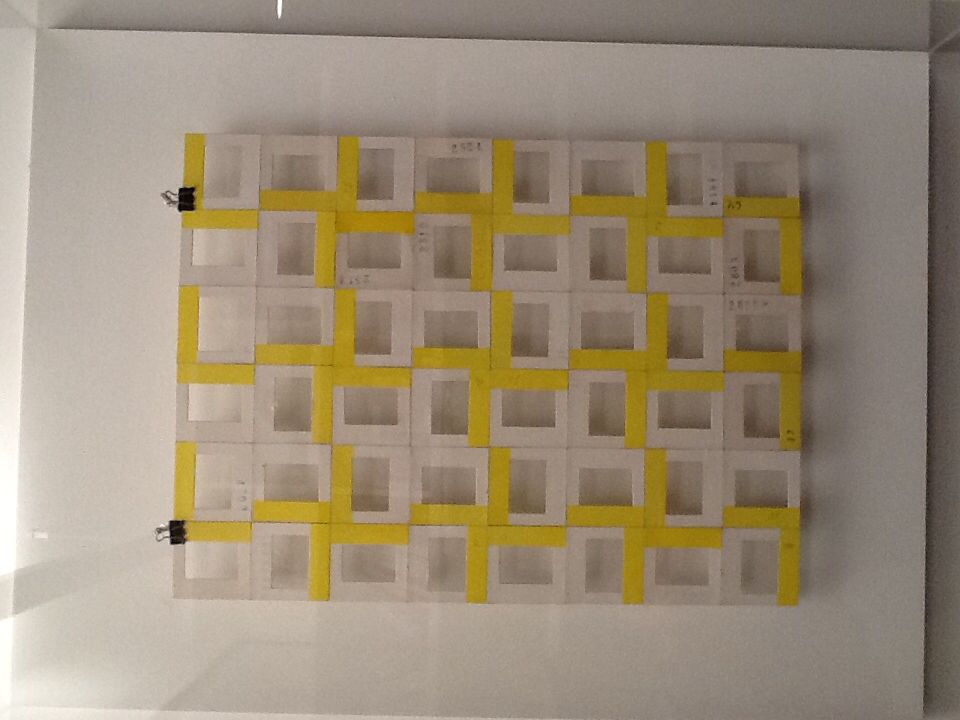 L’ENFANT A LA FLEUR OU MATERNITE 