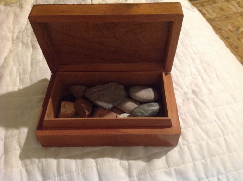 Wooden Box 1 - Unknown art collectible - Main Image 2