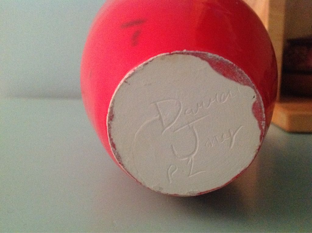 Red Vase - Darren Jones art collectible - Main Image 2