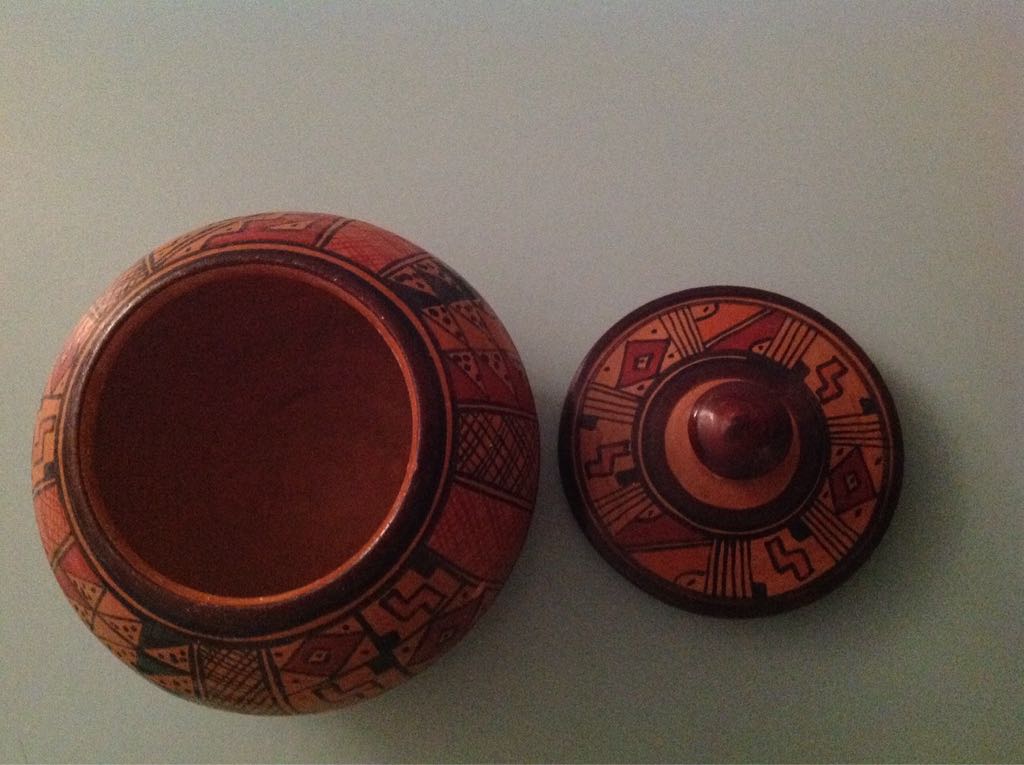 Peruvian Lidded Vase - Unknown art collectible - Main Image 2