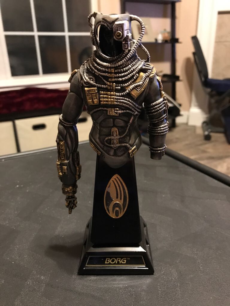 Pewter Borg Armor - Franklin Mint art collectible - Main Image 1
