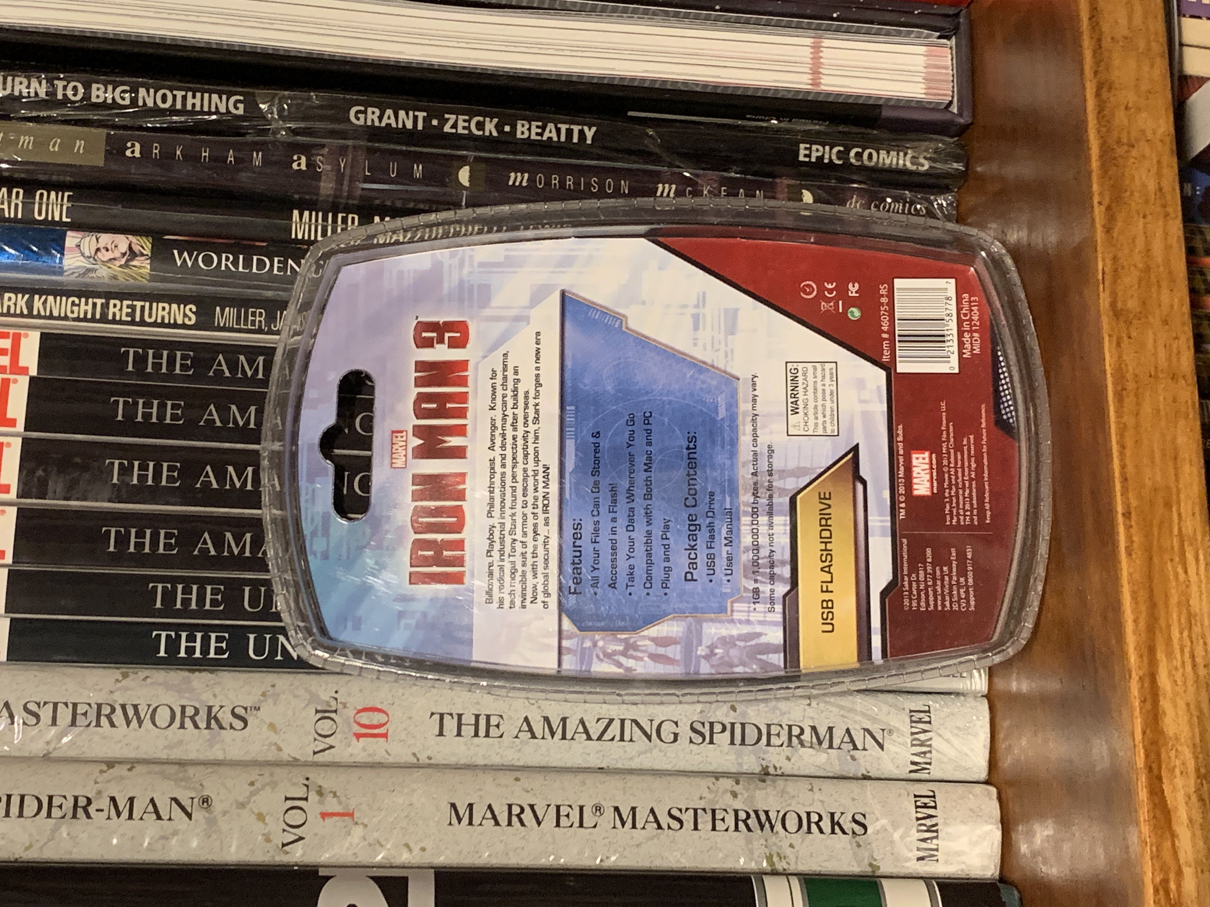 Ironman 3  art collectible [Barcode 021331587787] - Main Image 2