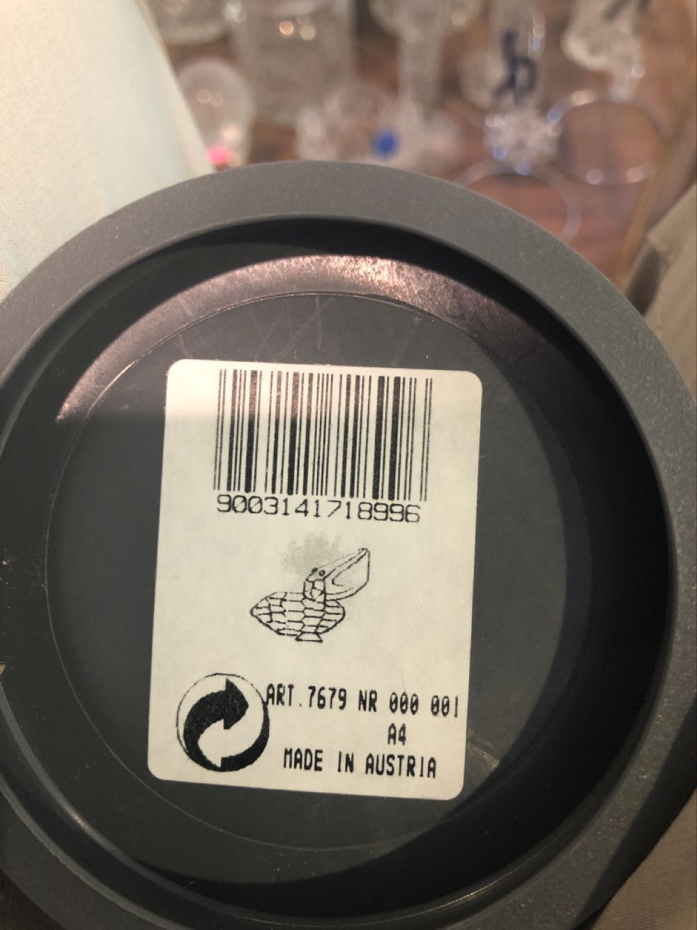 Pelican - Swarovski art collectible [Barcode 768549001116] - Main Image 2