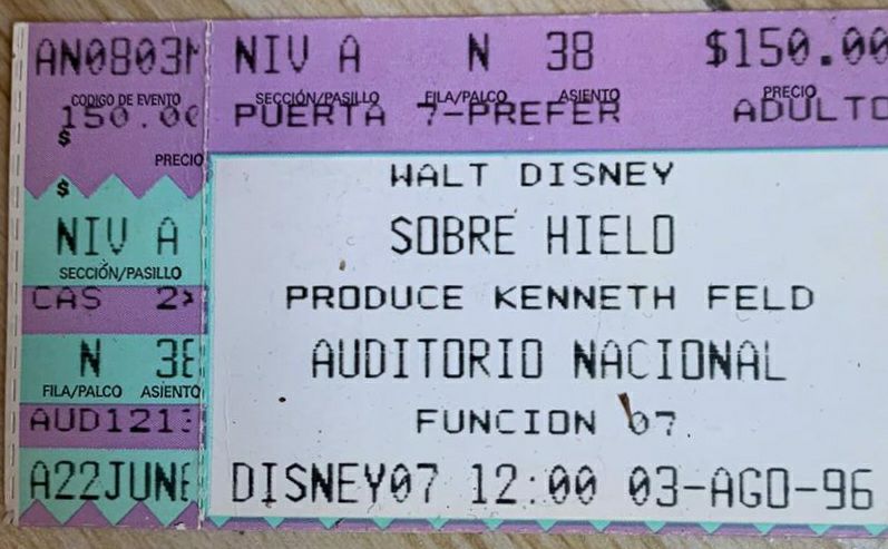 Walt Disney Sobre Hielo - Walt Disney art collectible - Main Image 2