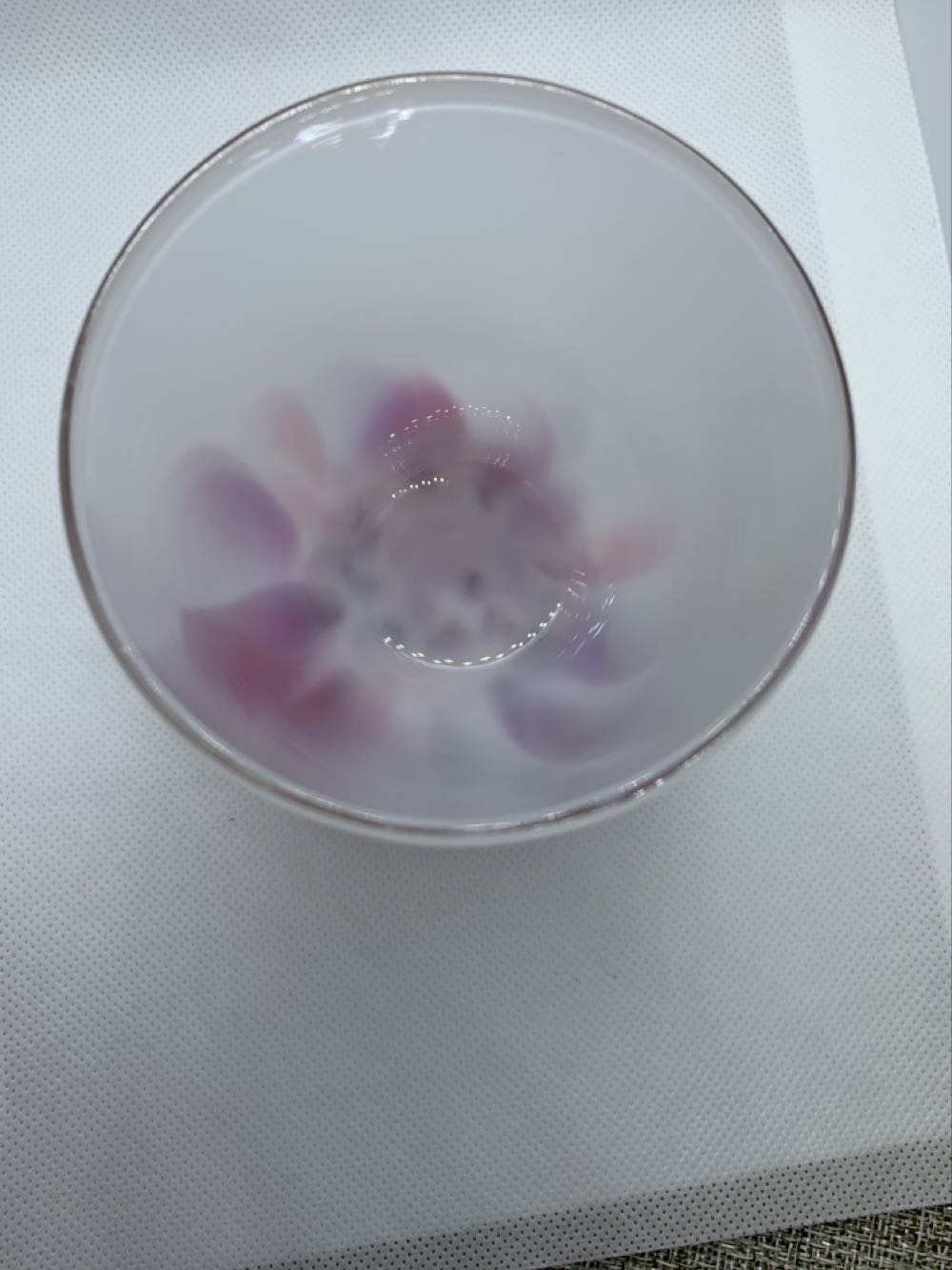 Petal - Glassybaby art collectible [Barcode 409900009180] - Main Image 3