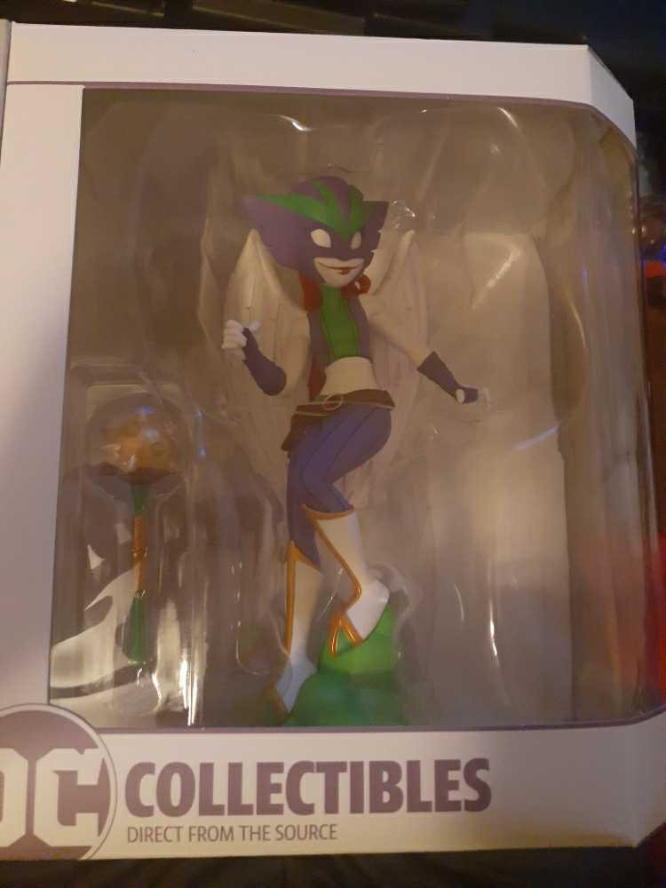 DC Artist Alley Hawkgirl Joker Varient - Chrissie Zullo art collectible [Barcode 761941361796] - Main Image 2