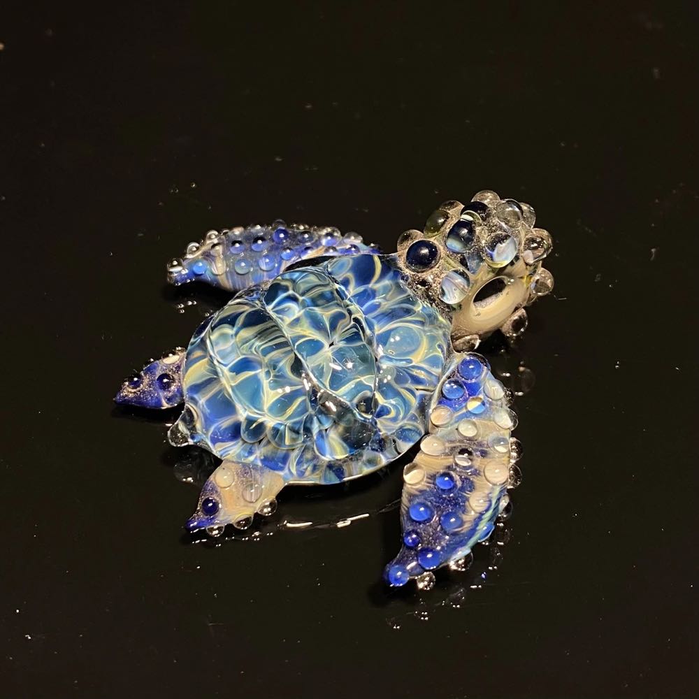 Blue Turtle - Katherman glass art collectible - Main Image 1