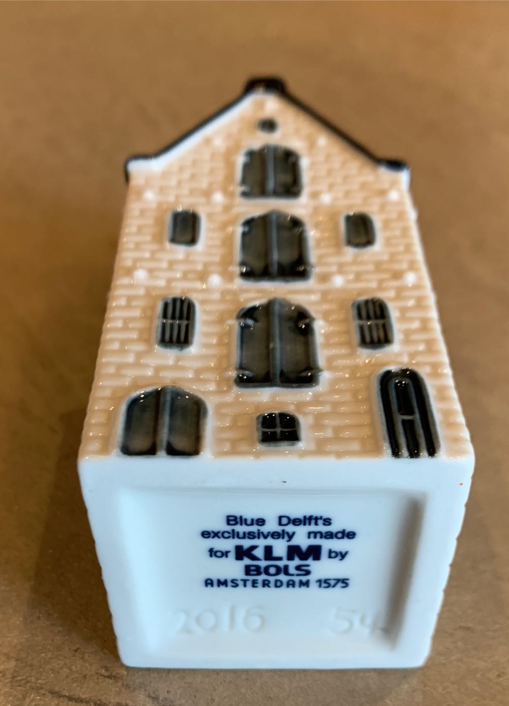 KLM Blue Delft House - BOLS art collectible - Main Image 2