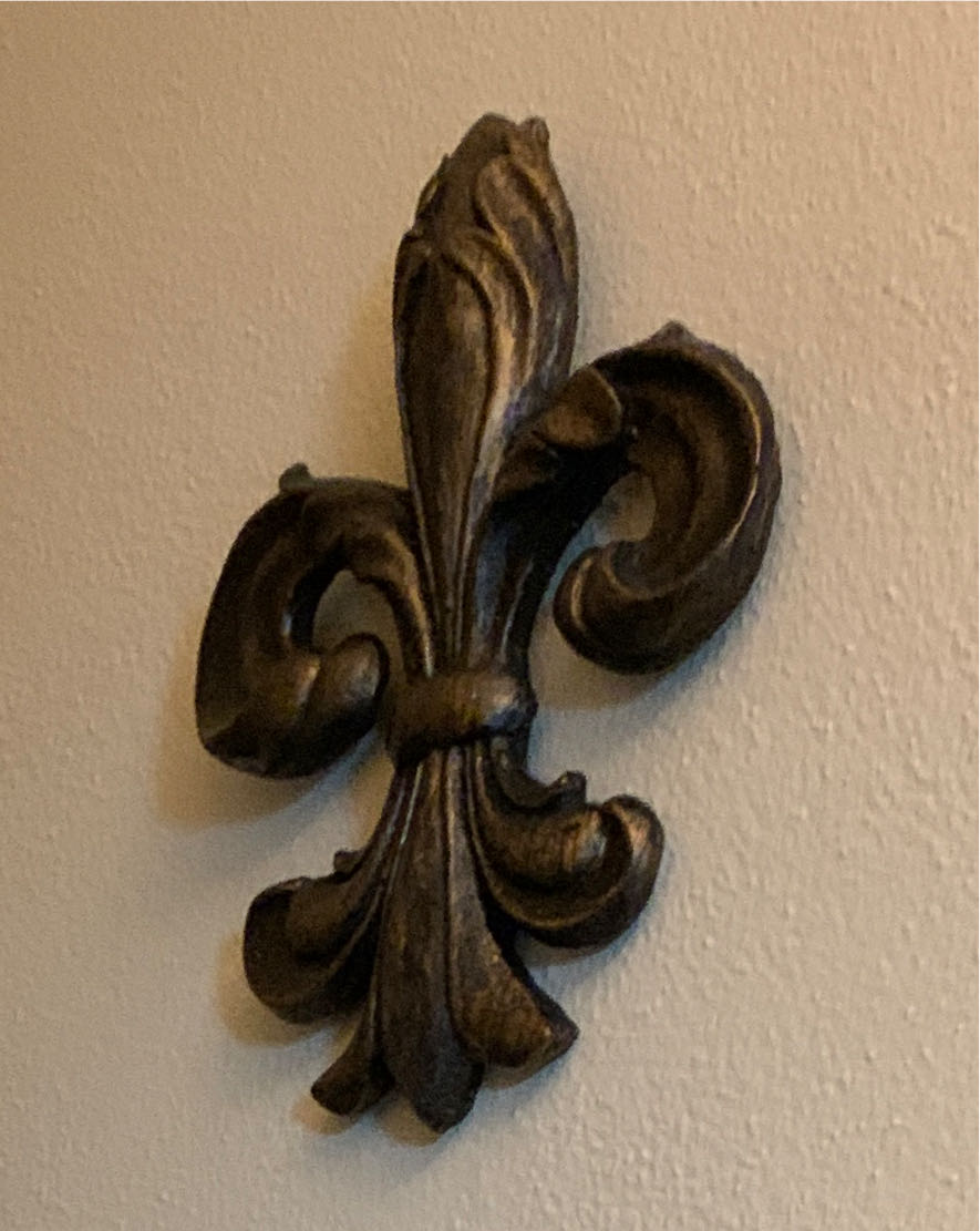 Bronze Fleur de Lis  art collectible - Main Image 2
